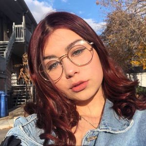 Meet your Posher, Maylee